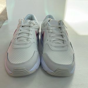 Nike Women’s Air Max SC SE. size 7.5. NIB